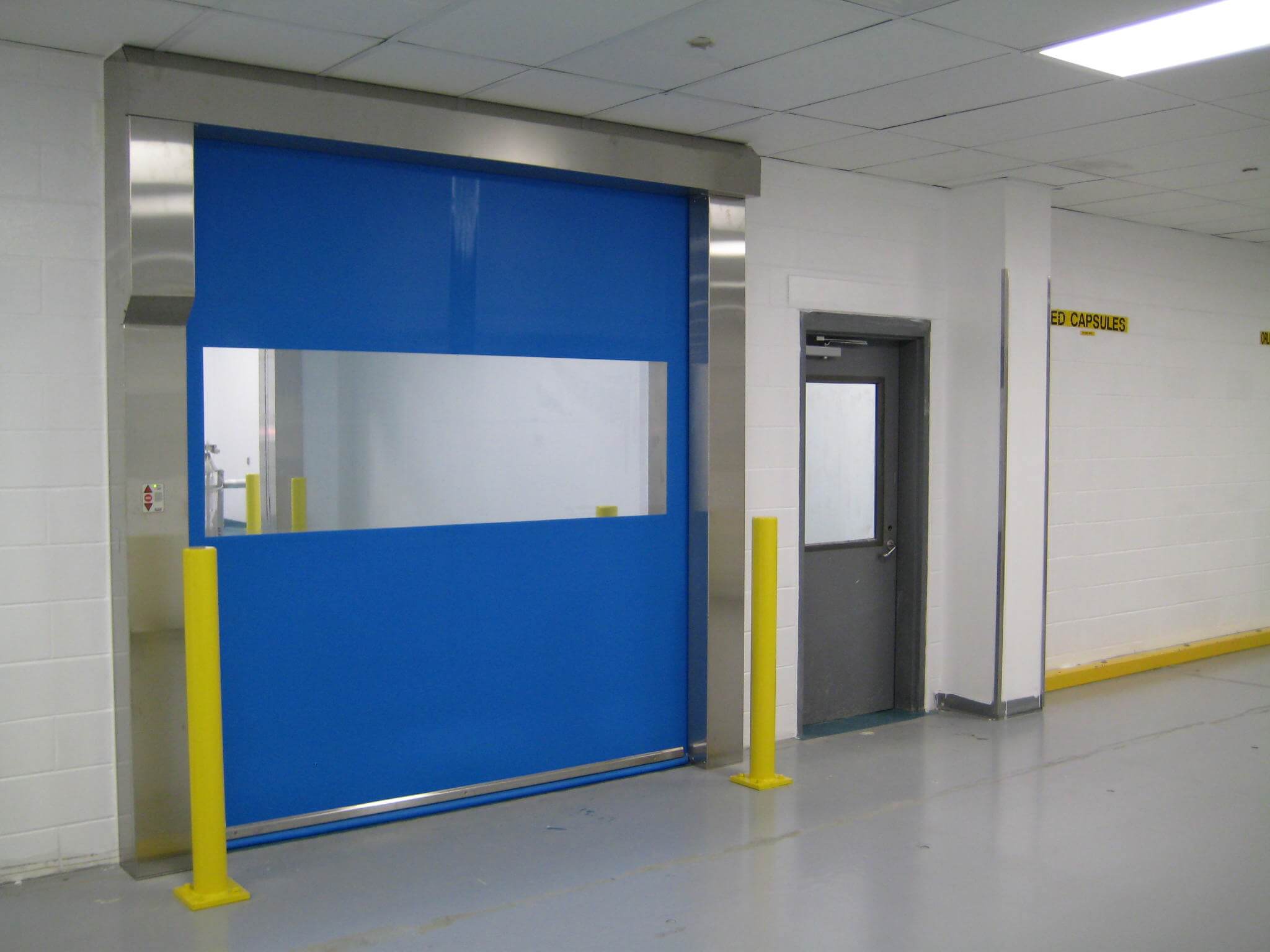 Pharma-Seal-fabric-door